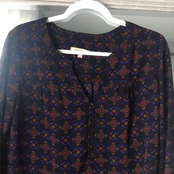 Blouse - Picture 1 of 5